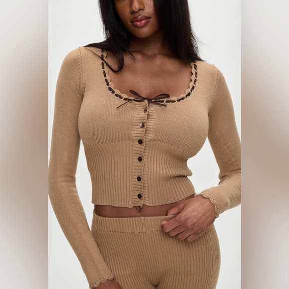 Frankie’s Bikinis x BELLA HADID Texas Knit sweater cardigan and flare pant Set - Picture 2 of 14